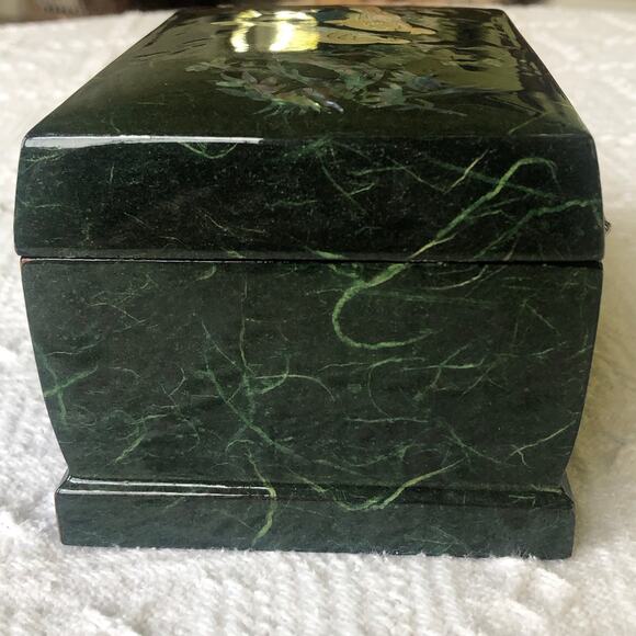 VTG Mother of Pearl Inlay Lacquer Jewelry Music Box Green Birds Mirror 6"x3.5" - Picture 5 of 13
